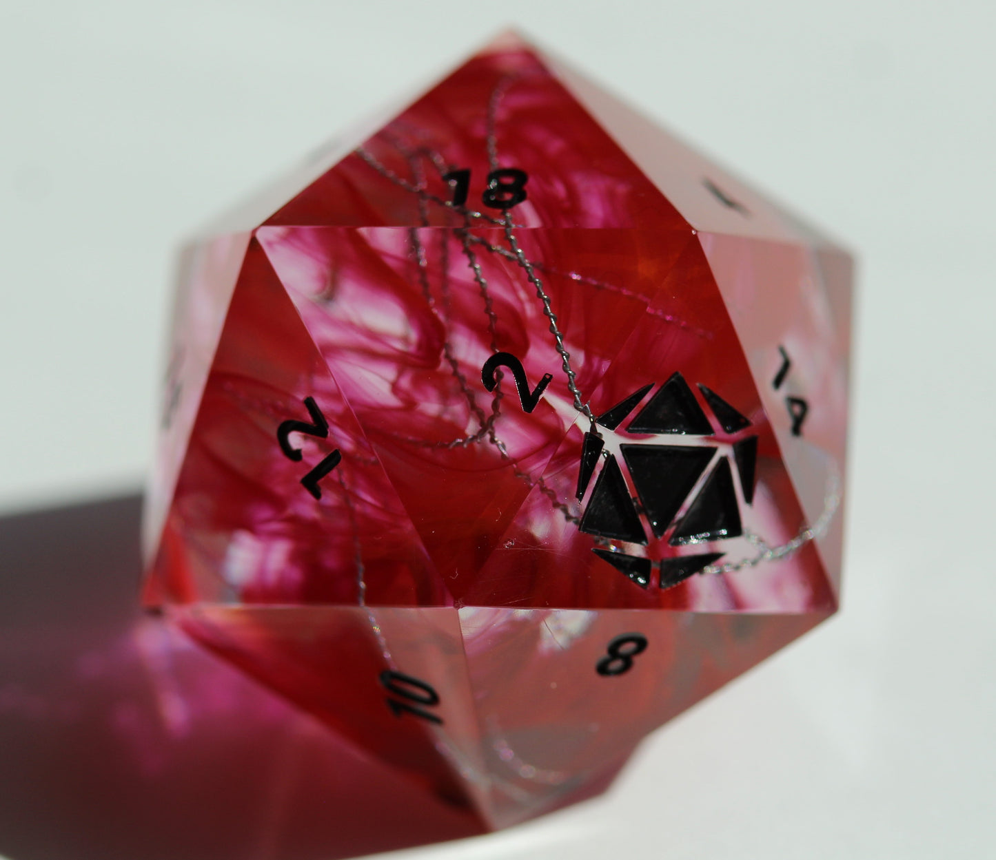 Razor's Edge (Jumbo d20: 40mm)