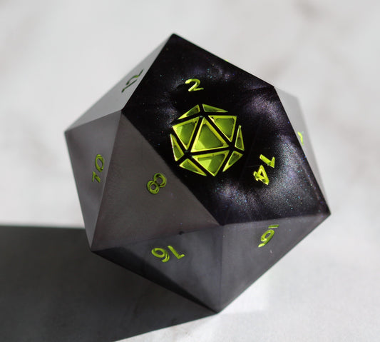 Black Dragon's Essence (Jumbo d20: 40mm)