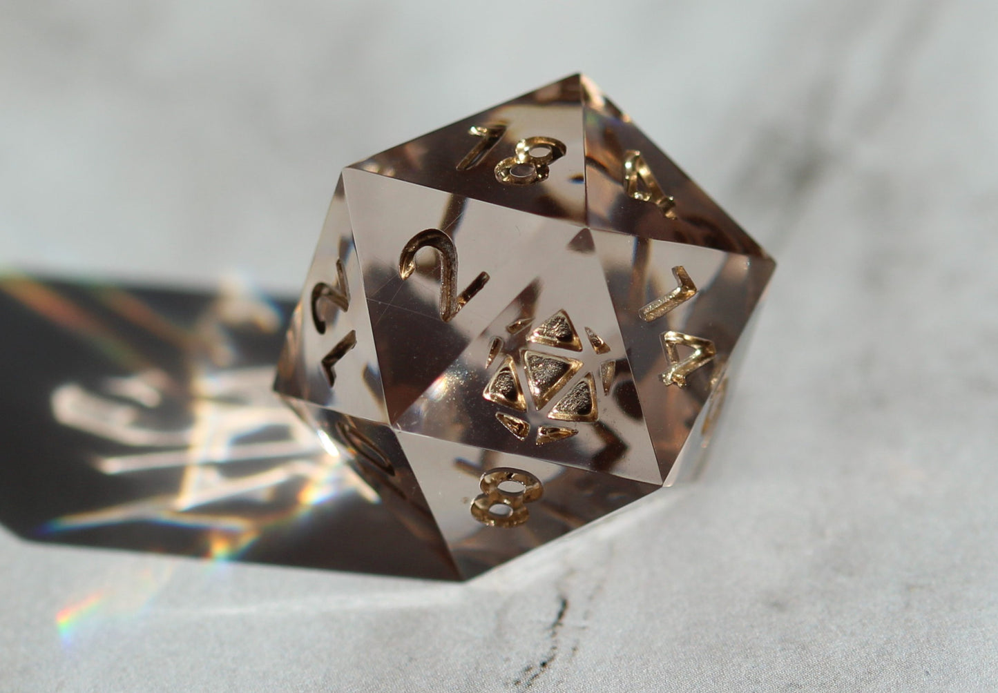 Champagne Diamond (Single d20)